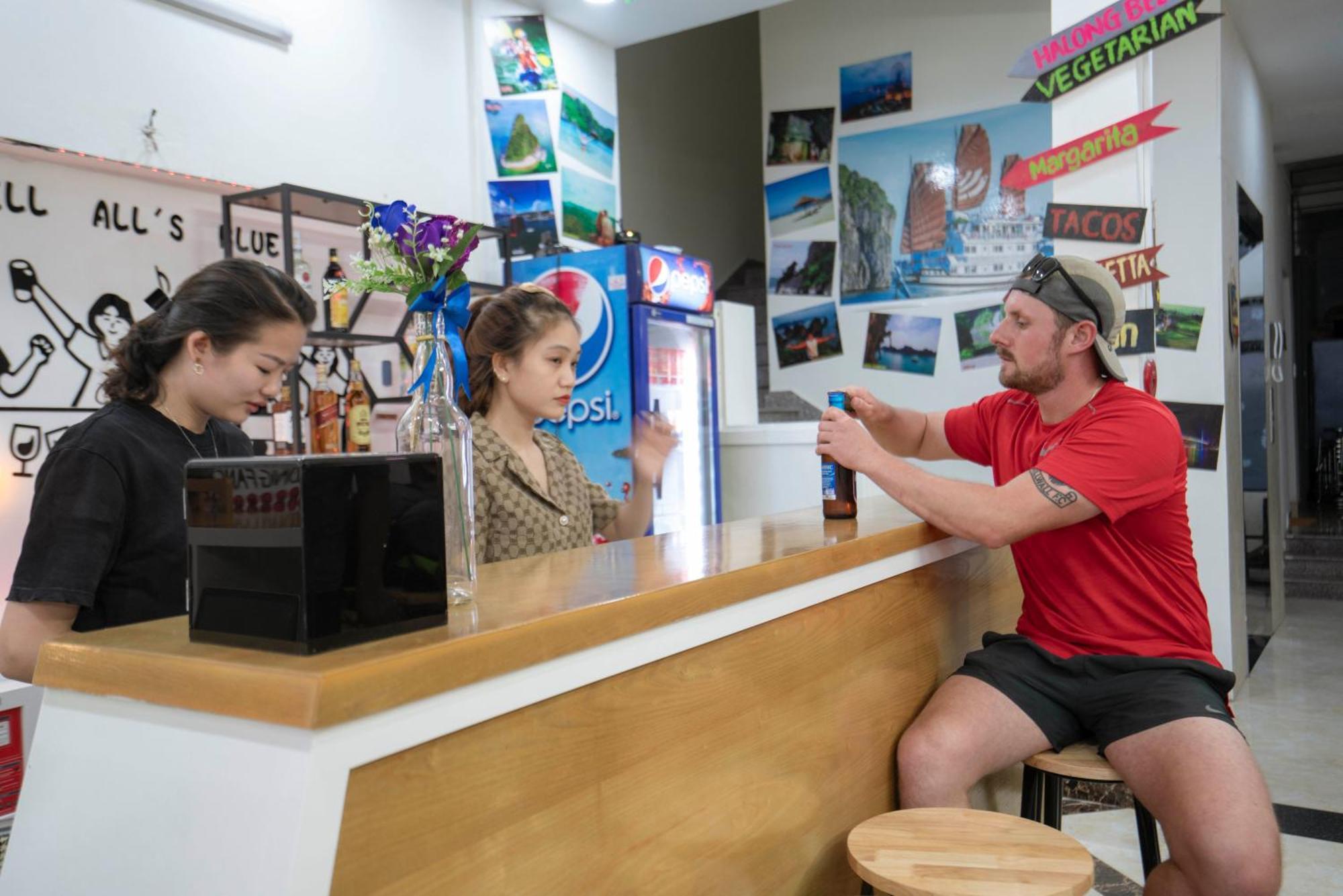 Ha Long Fancy Hostel With Vegetarian And Vegan Restaurant Extérieur photo