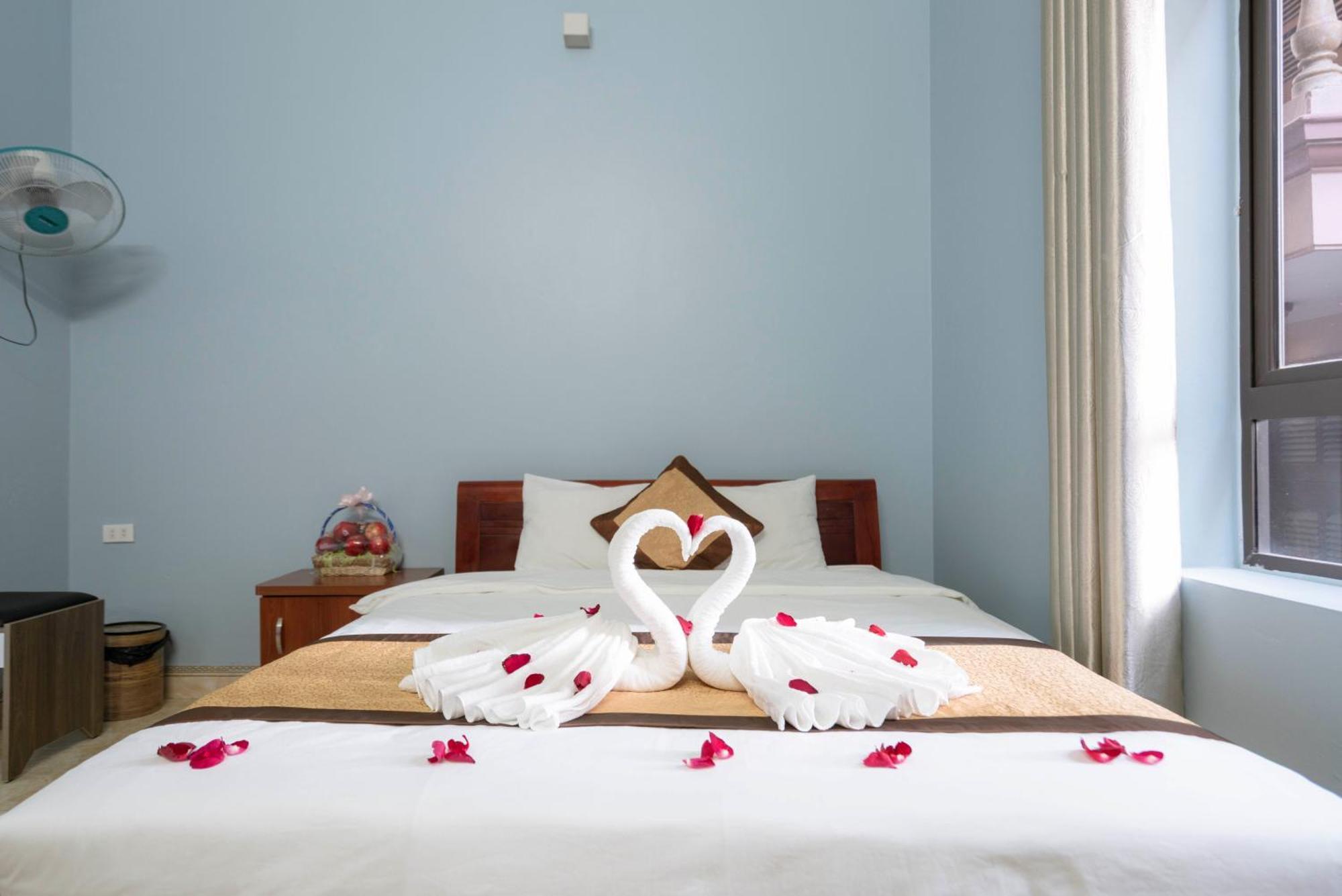 Ha Long Fancy Hostel With Vegetarian And Vegan Restaurant Extérieur photo