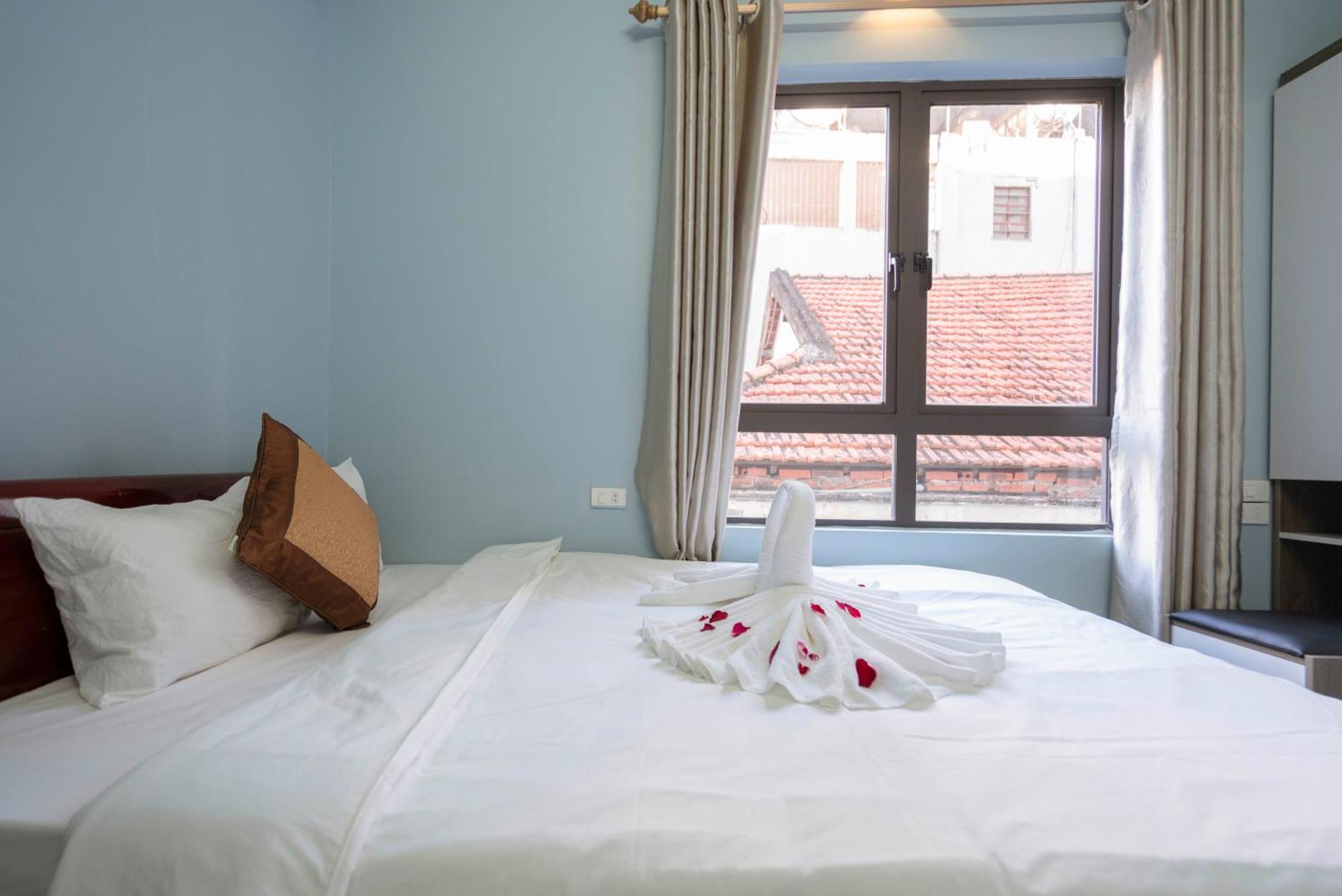 Ha Long Fancy Hostel With Vegetarian And Vegan Restaurant Extérieur photo