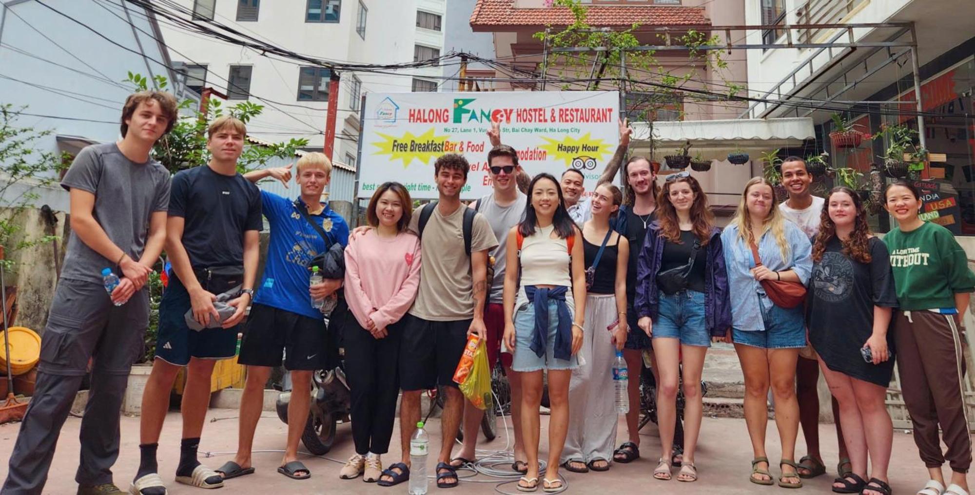 Ha Long Fancy Hostel With Vegetarian And Vegan Restaurant Extérieur photo
