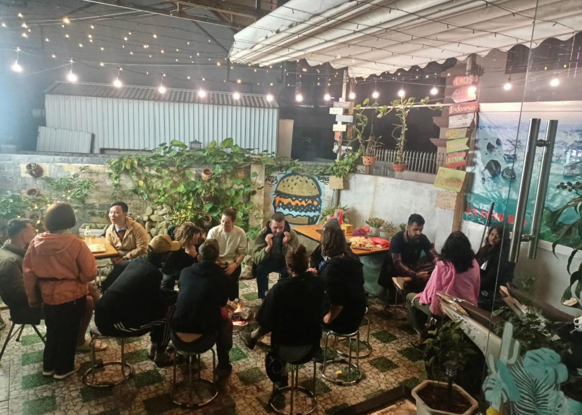 Ha Long Fancy Hostel With Vegetarian And Vegan Restaurant Extérieur photo
