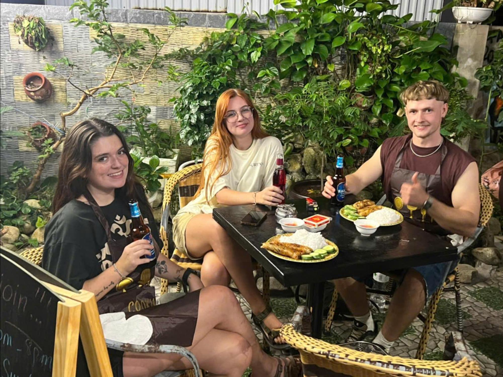 Ha Long Fancy Hostel With Vegetarian And Vegan Restaurant Extérieur photo