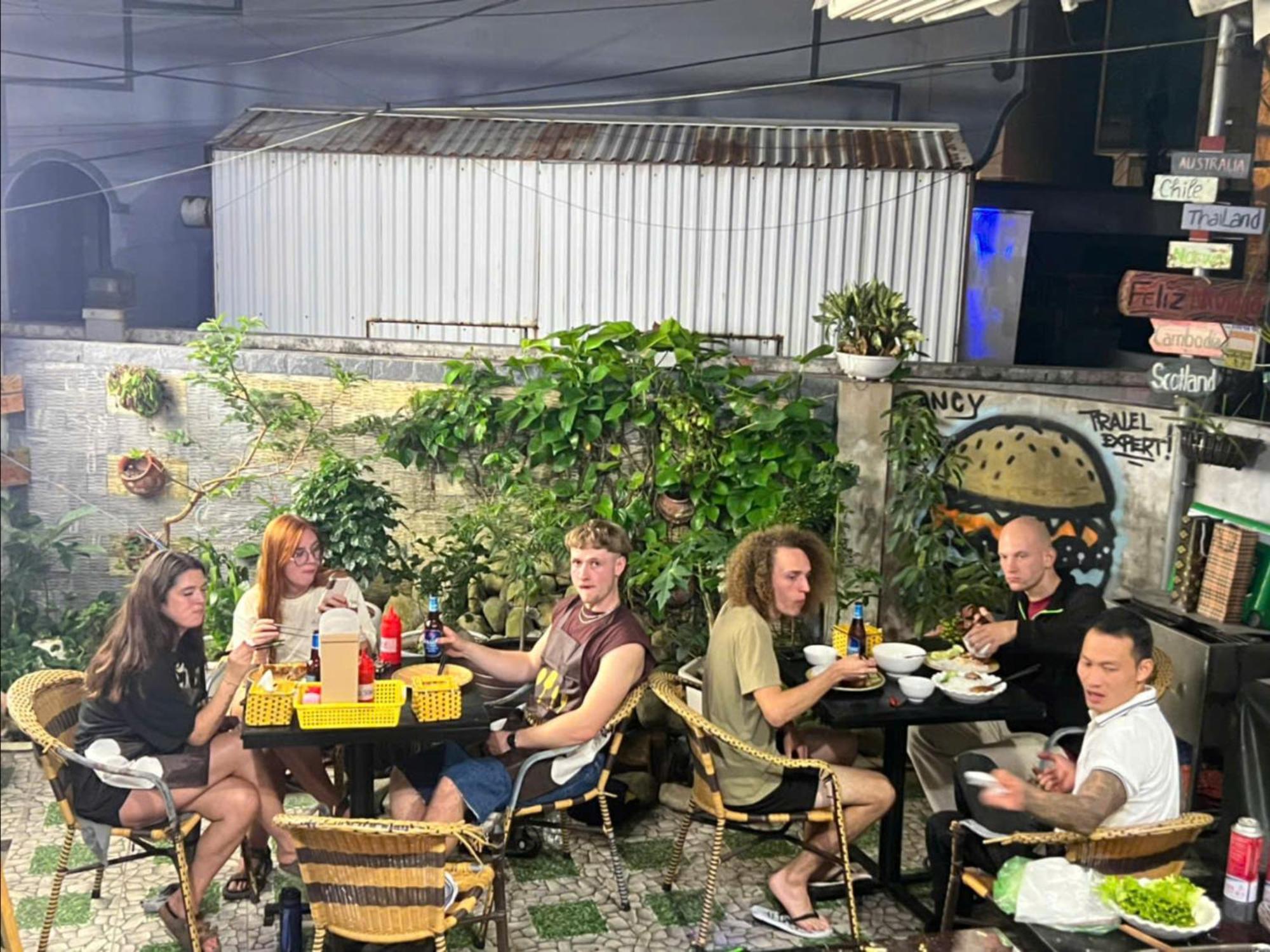 Ha Long Fancy Hostel With Vegetarian And Vegan Restaurant Extérieur photo